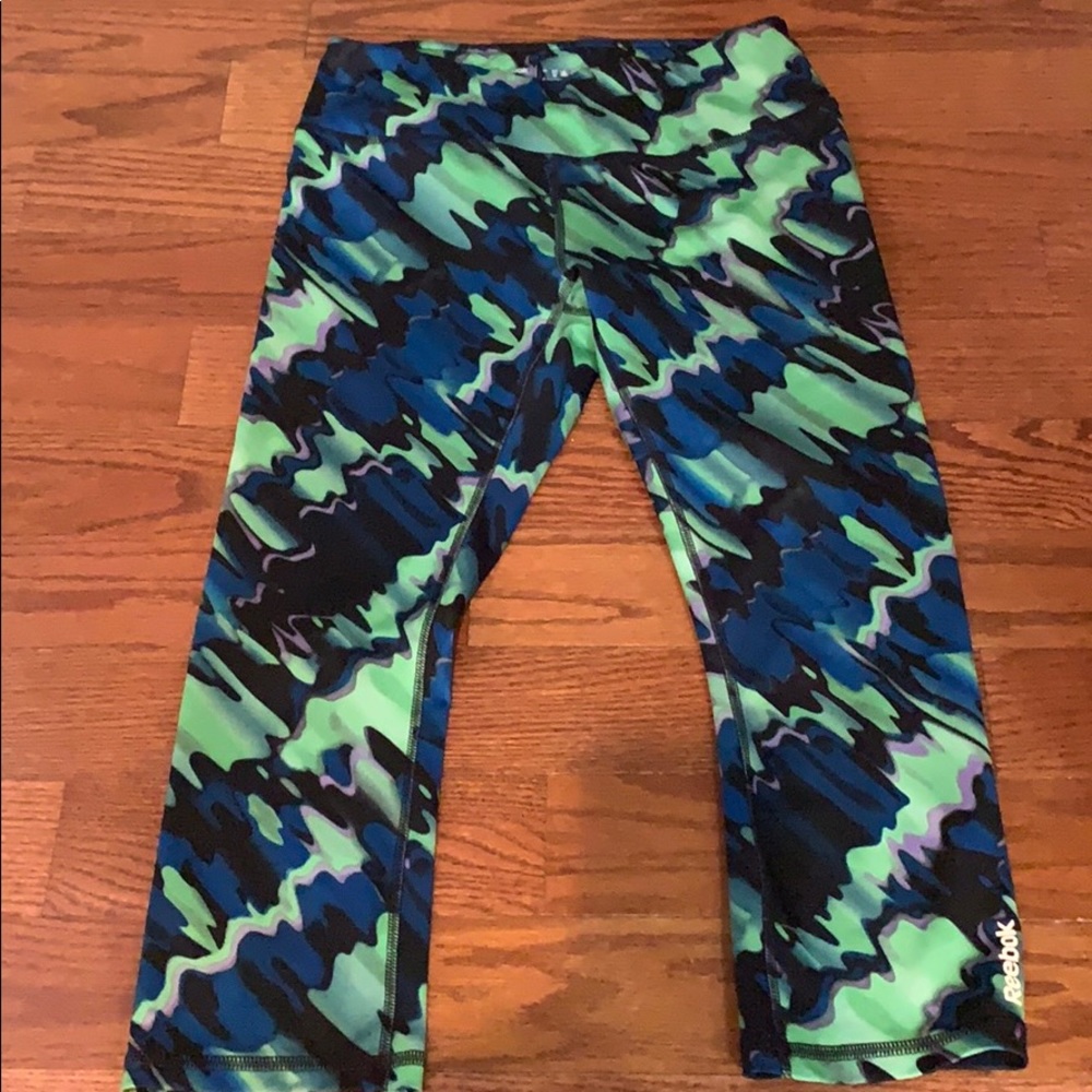 Workout Capri leggings.